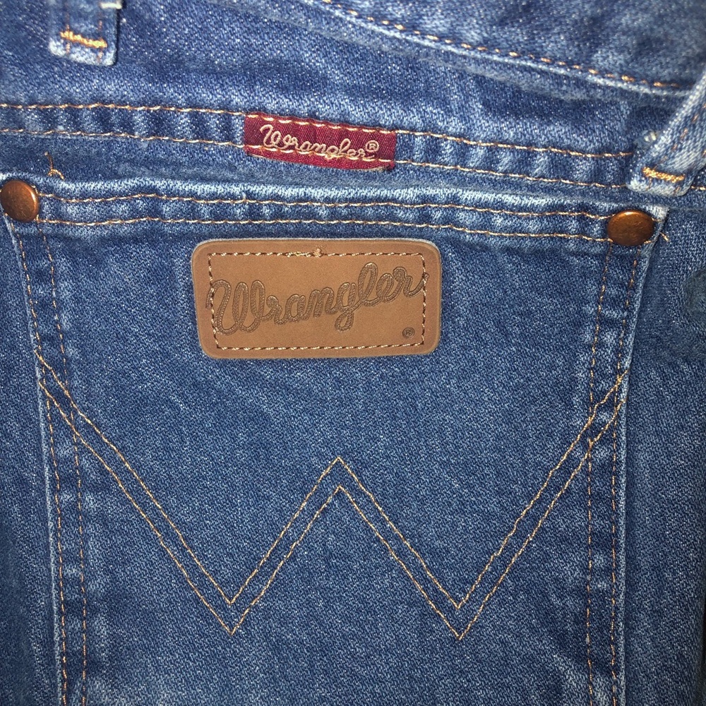 Men’s Wrangler Relaxed Fit Jeans 👖-2pairs
